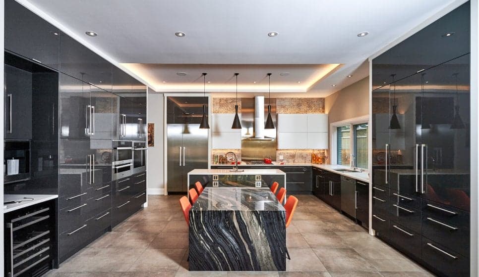 White Kitchen in Bayview Village - detail 3